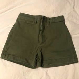 Madewell forest green shorts. Size 27